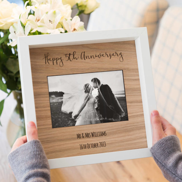 10 Creative Wedding Anniversary Gift Ideas for Every Year - Atlanta ...