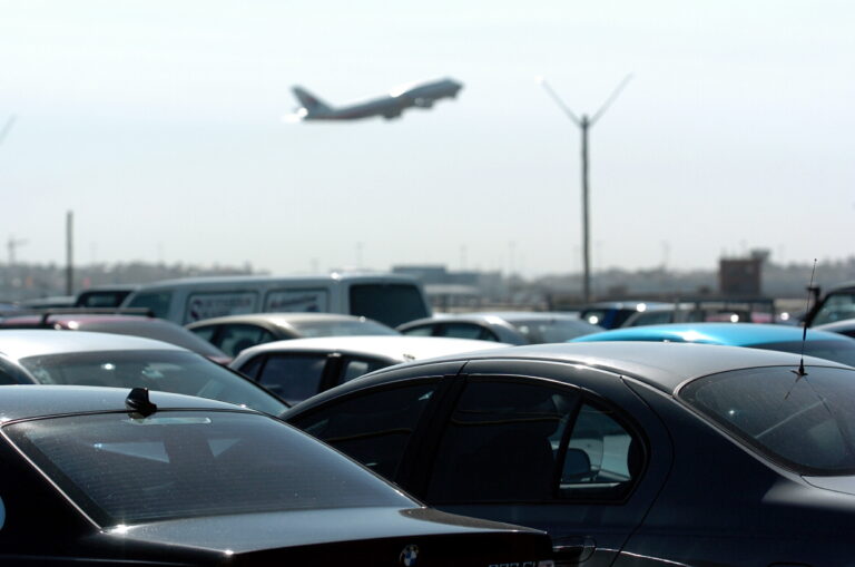 off-site-parking-vs-traditional-airport-parking-atlanta-celebrity-news